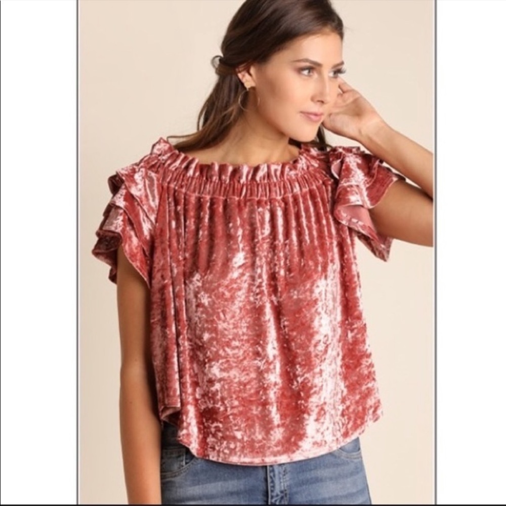 Umgee crushed velvet pink off the shoulder top